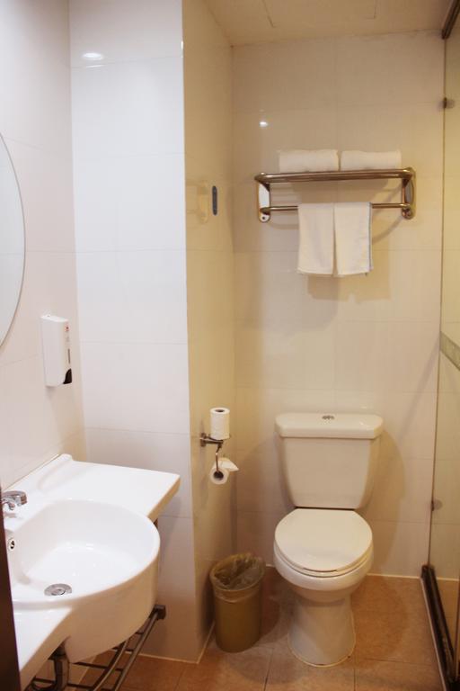 Greentree Inn Shanghai Dongming Road Subway Station Express Hotel Ngoại thất bức ảnh