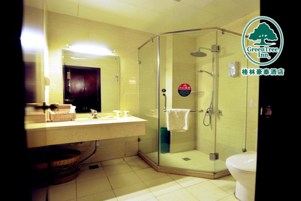Greentree Inn Shanghai Dongming Road Subway Station Express Hotel Ngoại thất bức ảnh