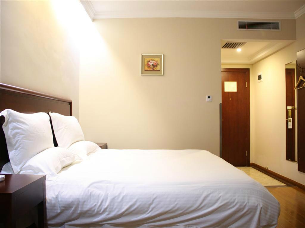 Greentree Inn Shanghai Dongming Road Subway Station Express Hotel Ngoại thất bức ảnh