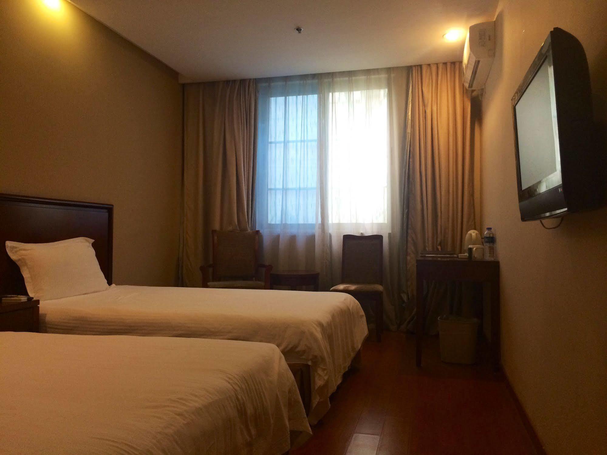 Greentree Inn Shanghai Dongming Road Subway Station Express Hotel Ngoại thất bức ảnh